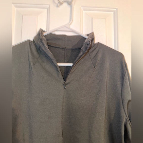 NEW! Shadow Sport Black Fitted Mock-Neck Zip Front Athletic Jacket - Picture 7 of 15